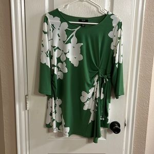 Green and White Alfani tunic top, size XL